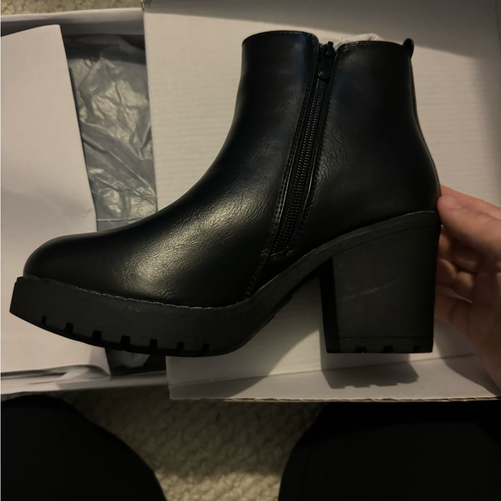 Black Heeled Boots - Picture 3 of 4